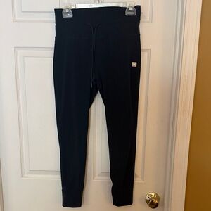 Navy Women’s Vuori Leggings, Size Large